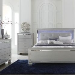 Queen Bedroom Set