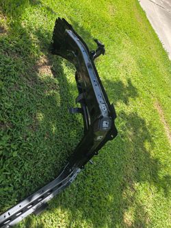 Left iner fender for chevy silverado or GMC SIERRA YEAR 2019 up 2026
