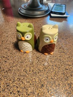 Owl salt and pepper