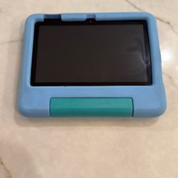 Amazon Kids Tablet With Case - 8” - Like New 