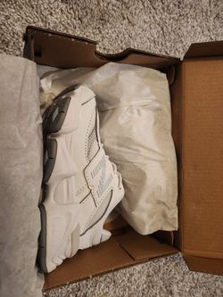 Brand New In Box Infants New Balance Tennis Shoes Size 9