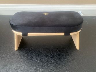 Meditation bench