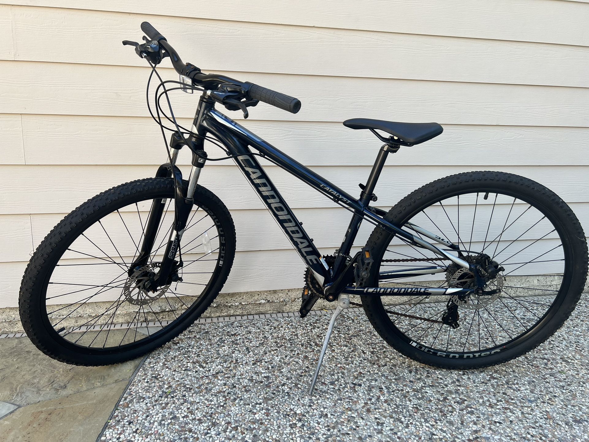 Cannondale Catalyst XS 27.5 Mountain Bike $300