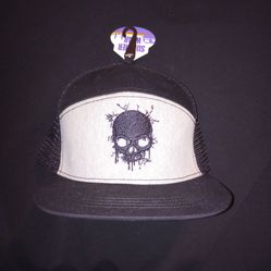 Snap back trucker hat. Brand new