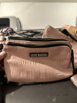 Steve Madden hand Wallet