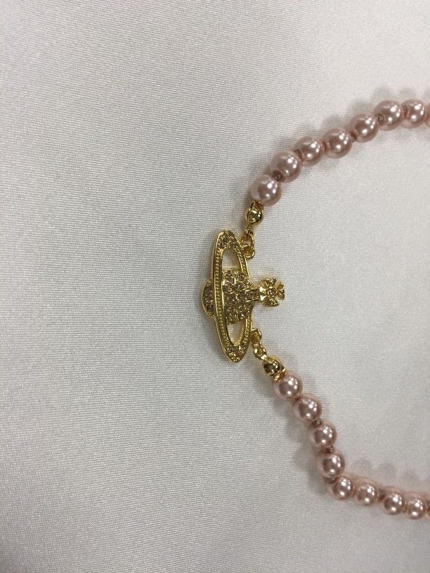 Vivienne Westwood Mini Bas Relief Choker in Gold