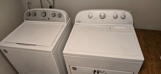 Whirlpool Washer & Dryer Set - Works Great!