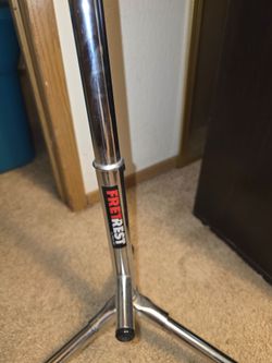 Guitar Stand