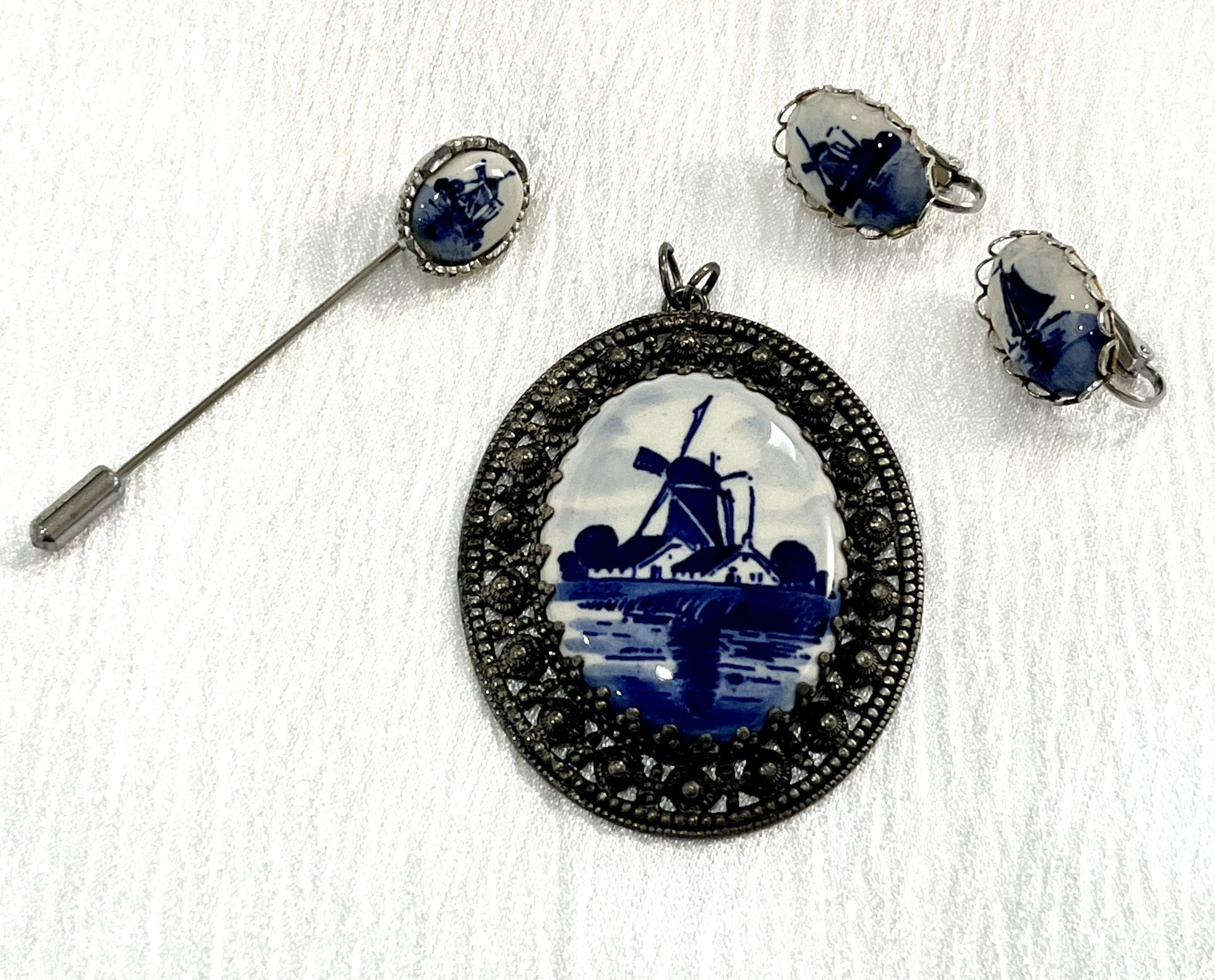 Vintage Jewelry Lot! Delft Blue Windmill, Pendant, Earrings