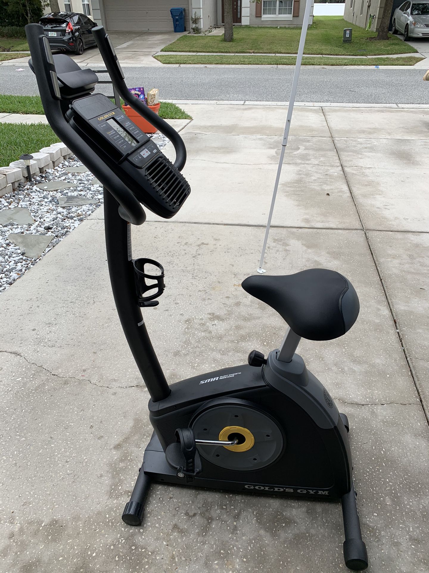 Golds gym exercise bike. Cycle trainer model # ggex61615.2