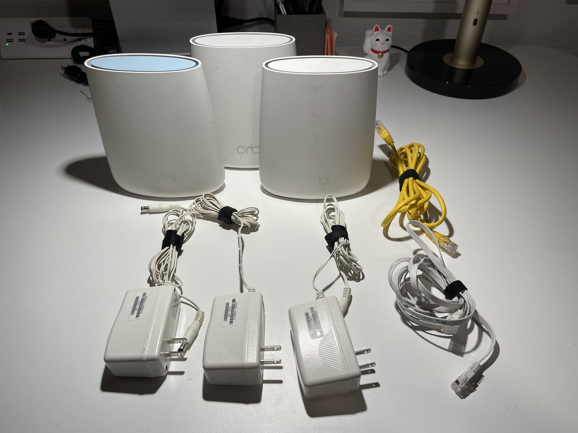 NETGEAR Orbi Tri-Band Mesh Wi-Fi System (3-pack)