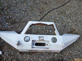 VPR 4x4 Off-Road Front Bumper with Lights