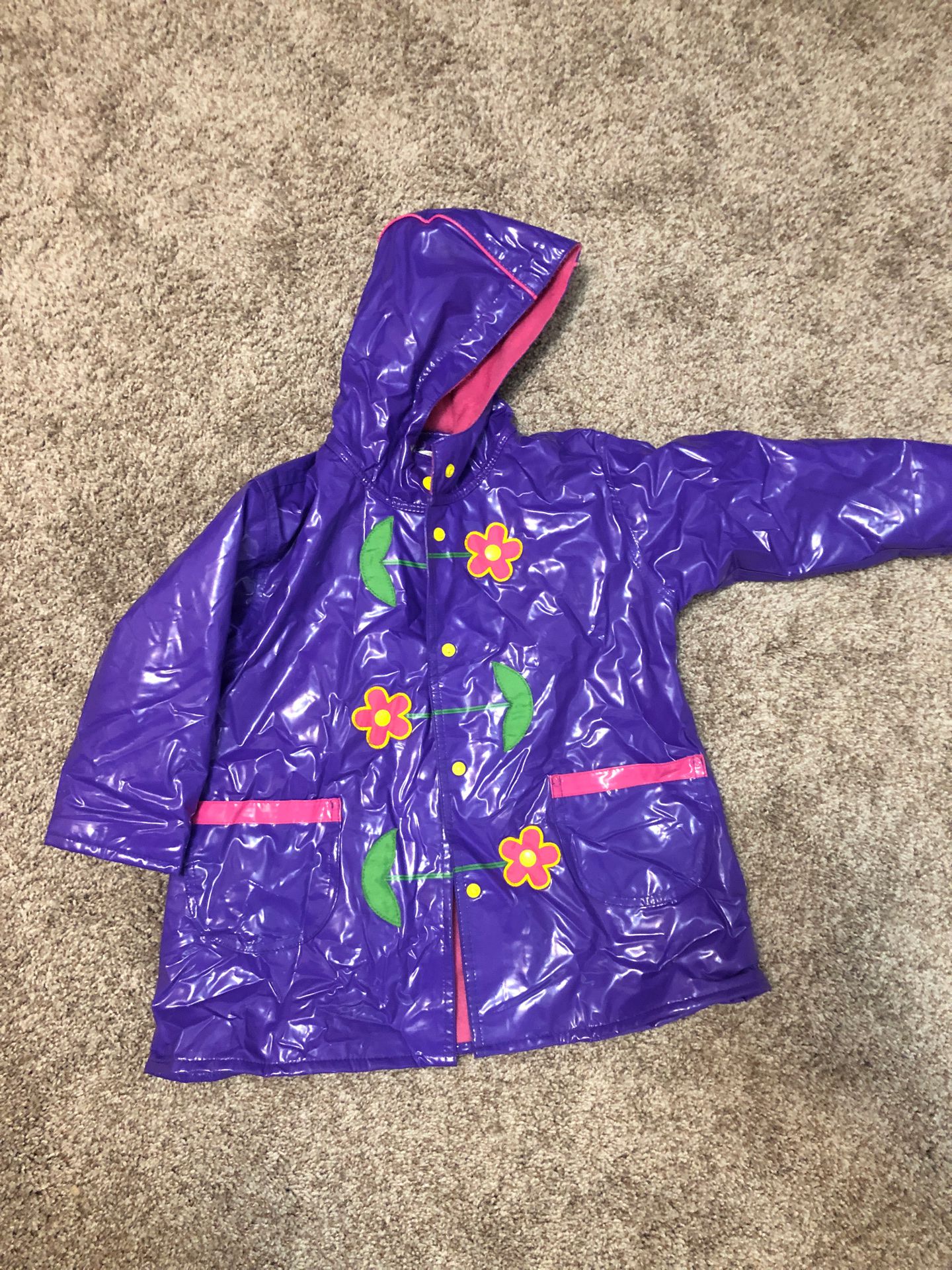 Toddler raincoat size 4 clothes