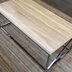 Modern Rectangular Coffee Table – Wood & Metal – Clean Lines