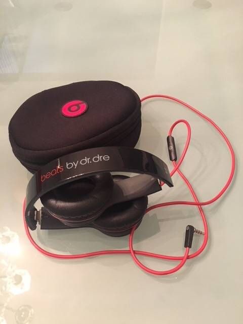 beats monster by dr. dre like new with its original case 70 or best offer