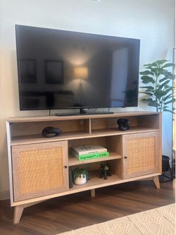 Light Wood/Rattan TV stand/Armour