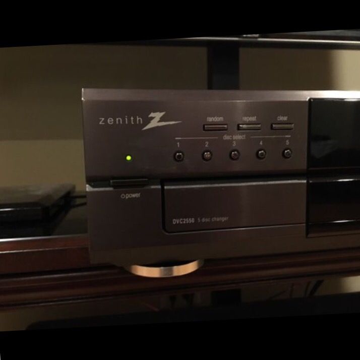Zenith 5 Disc DVD/ Receiver
