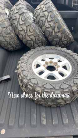 Factory wheels and tires 35”