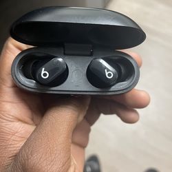 beat studio pro earbuds