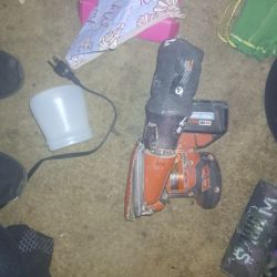 milwaukee 1/4 sheet sander