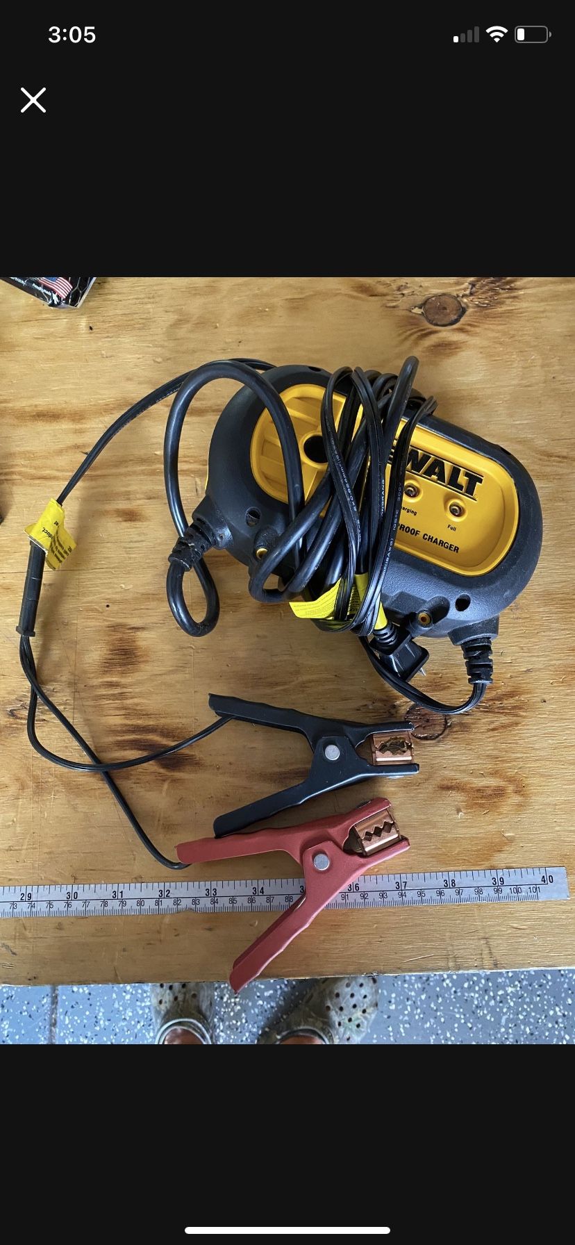 DeWalt 12 Volt Charger And Maintainer