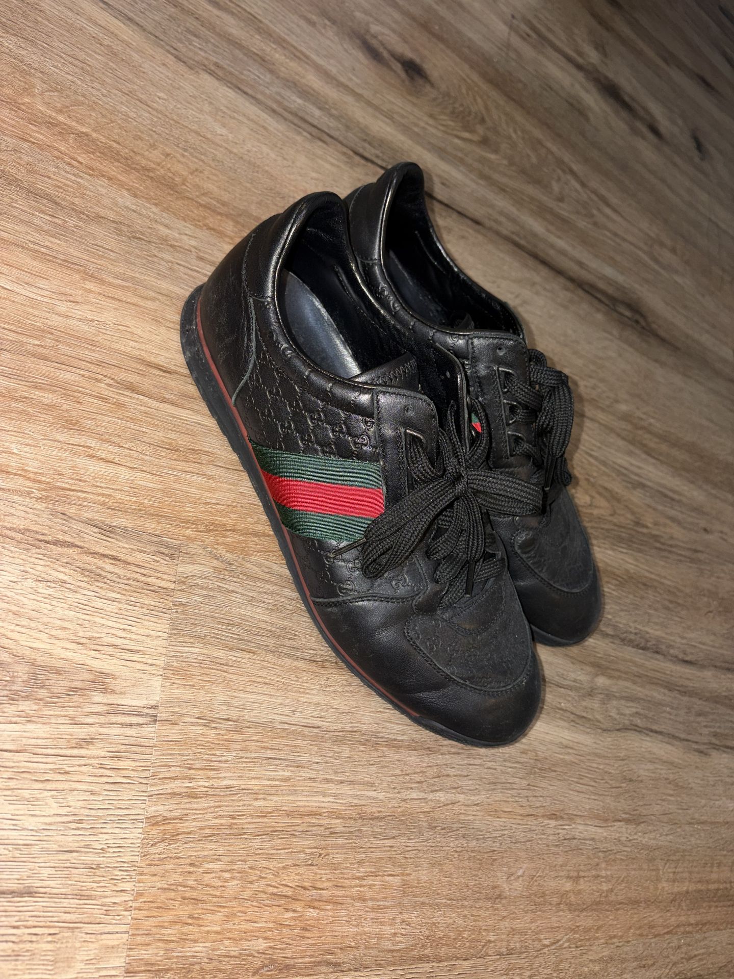 Authentic Gucci Ace Sneakers Black GG – Size 10 – $150