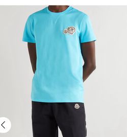 Original moncle R Tshirt Medium