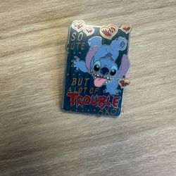 Disney Pins Stitch So Cute But a Lot of Trouble