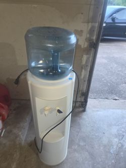 Water Dispenser