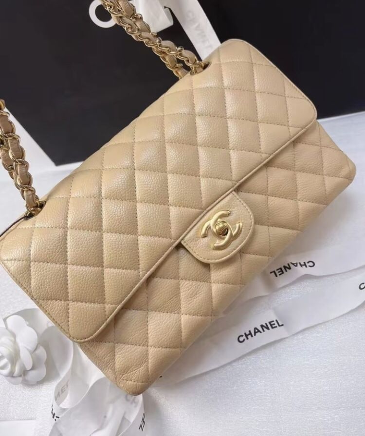 Classic diamond leather shoulder bag 