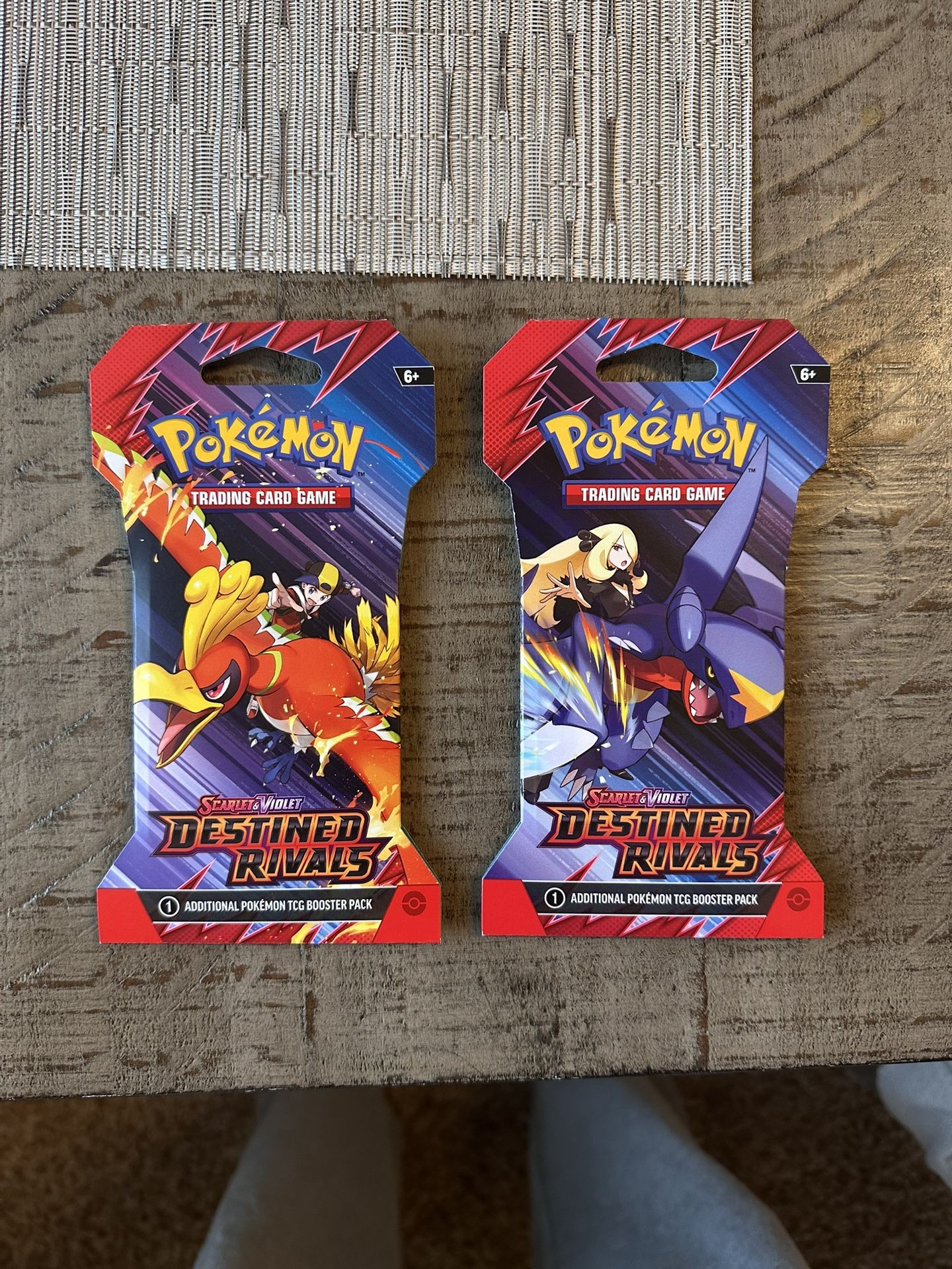 Pokémon Cards - Scarlet & Violet: Destined Rivals SEALED