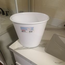 Small Trash Can