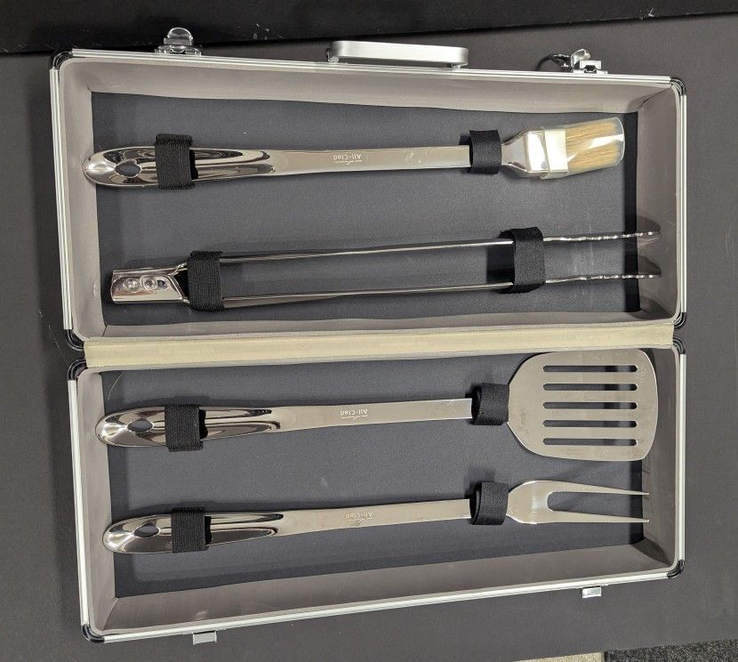 Stainless Steel 4 Piece BBQ Tool Set (All-Clad)