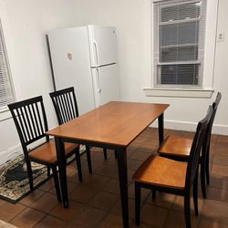 Kitchen Table &Chairs 