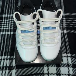 Jordan 11 Legend Blue 