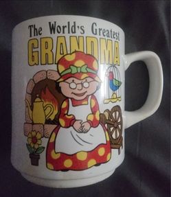 ●○Vintage Made In Japan Ceramic World’s Greatest Grandma Coffee Mug Retro Cottage