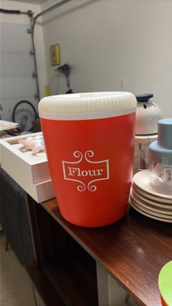 70s kitchen containers