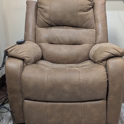 Leather Power Recliner Great Condition - Reclines Up And Down as Well As Height