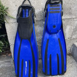 Mares Scuba Fins