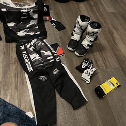 Kids Dirt Bike Riding Gear 