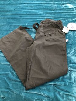 Brand new size Brown Skechers Scrub pants with price tags 🏷. Original Price is $24.99