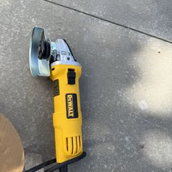 Dewalt Grinder  $80