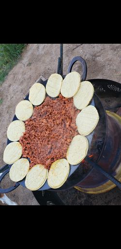 Discada,  Disco, Cowboy Wok.   Camping Pan