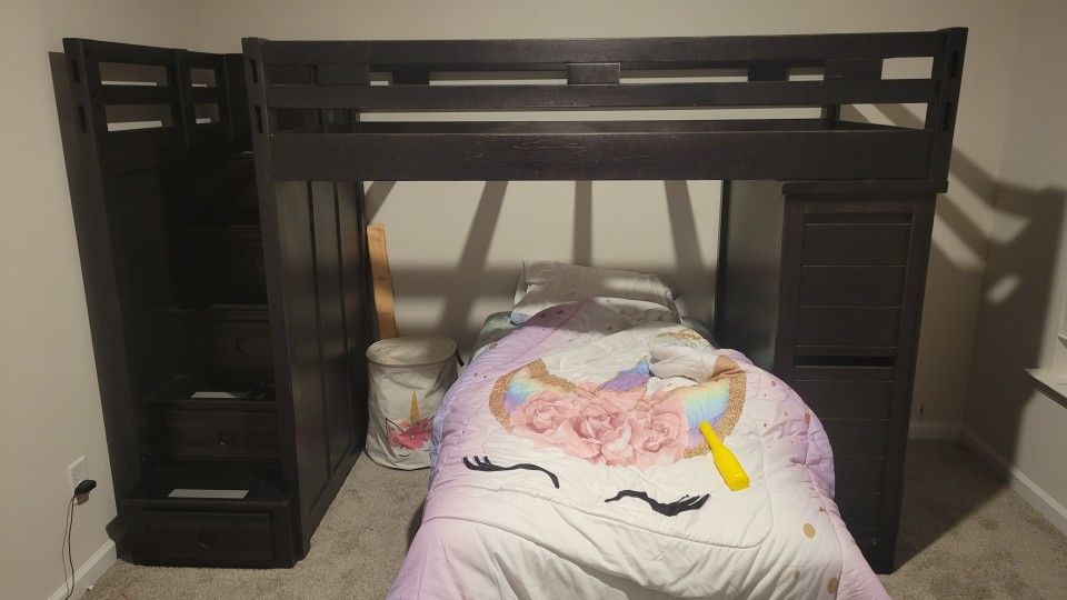 Kids Bed Set.