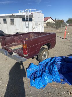 1993 Nissan Hardbody Trailer