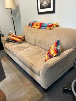 Loveseat / Couch