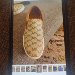 Michael Kors Keaton Slip Ons  6.5