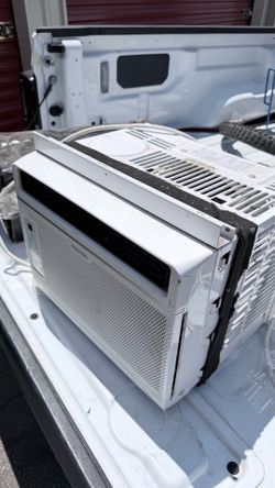 TOSHIBA - A/C  -  6,000 BTU
