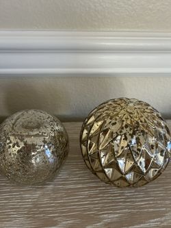 5 LIGHTED Crackled Glass Snowballs Indoor Decor 