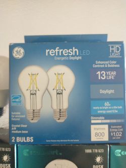LED Light Bulbs Pairs Or Singles 8 For The Price Of 4